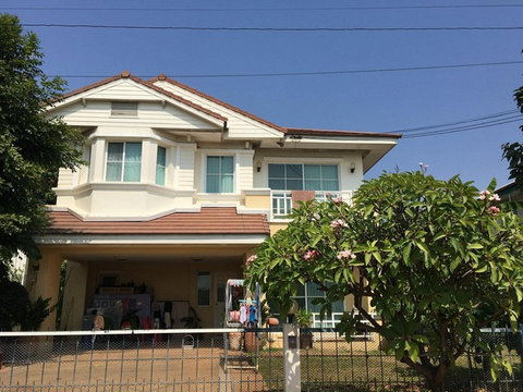 ขายบ้านเดี่ยวในโครงการคุณภาพ หมู่บ้านแลนด์แอนด์เฮ้าส์ พาร์คโคราช บรรยากาศร่มรื่น เงียบสงบ เหมาะสำหรับอยู่อาศัย เดินทางสะดวก