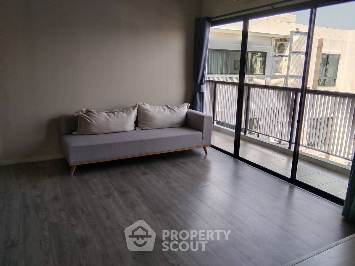 picture 2-BR Condo At The Issara Chiangmai In San Sai Noi (ID 3159041) - 10/18