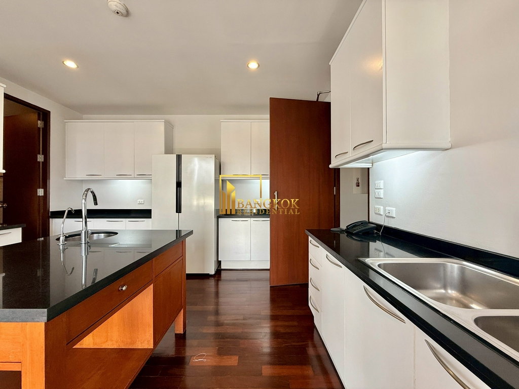 picture Impressive 4 Bedroom Luxury Apartment in Surasak Area - BR0527AP - 15/55