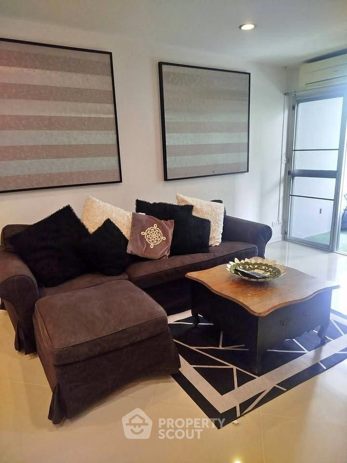picture Pet-Friendly 2-BR At Wittayu Complex Near BTS Phloen Chit (ID 3159975) - 1/15
