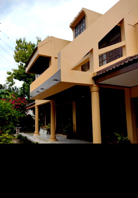 บ้านเดี่ยว เขตห้วยขวาง : ขายบ้าน 3ชั้น 197ตร.ว รัชดา  ห้วยขวาง หลังริม พื้นที่กว้าง ตกแต่งสวยพร้อมอยู่ ใก้ลMRTห้วยขวาง