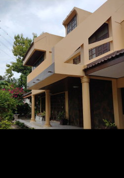 ขายบ้าน 4ชั้น 197ตร.ว รัชดา  ห้วยขวาง หลังริม พื้นที่กว้าง ตกแต่งสวยพร้อมอยู่ ใก้ลMRTห้วยขวาง