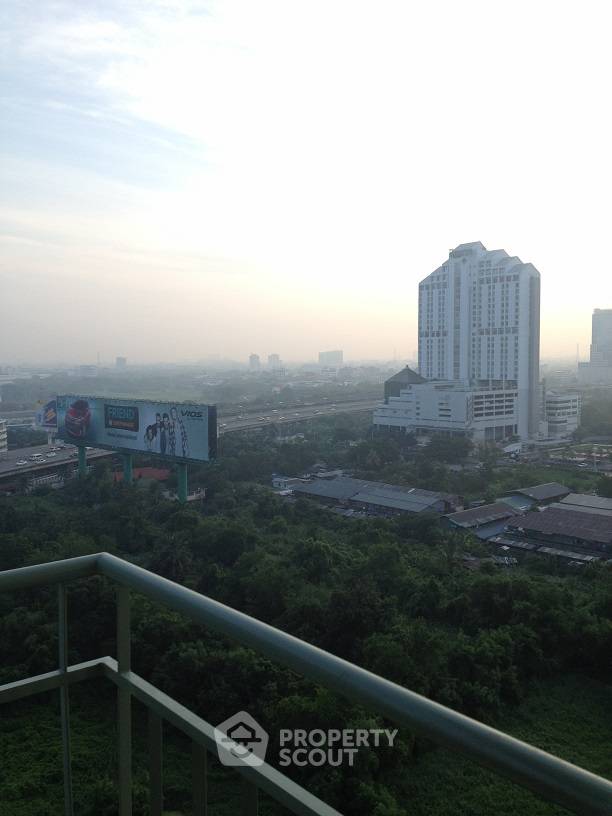 รูป ห้องนอน 1 ห้อง ชั้นสูง Lumpini Park Rama 9 Ratchada ใกล้ MRT พระราม 9 (ID 1251432) - รูปที่ 8/9