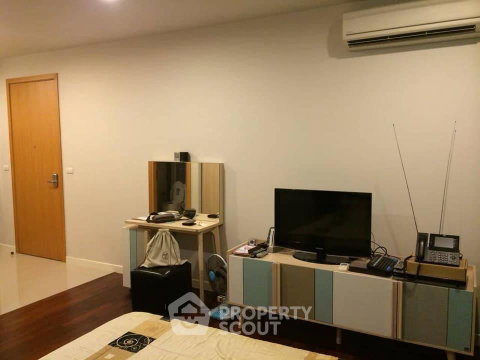 Great Value 1-BR At Circle Condominium Near MRT Phetchaburi (ID 769021)