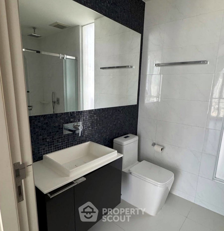 รูป คอนโด 2 ห้องนอน ชั้น 24 The Room Sathorn ใกล้ BTS เซนต์หลุยส์ 300 เมตร (ID 3155833) - รูปที่ 6/8