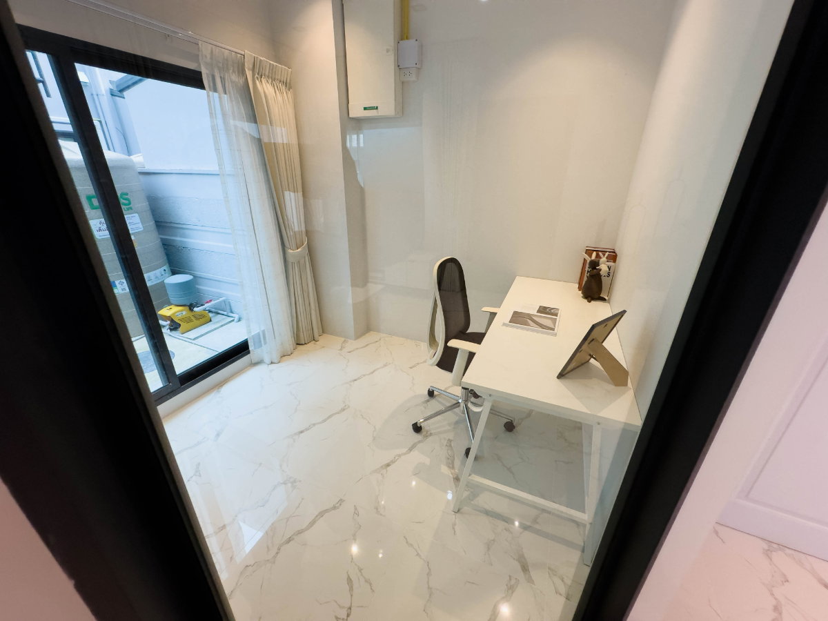 รูป 🏡 **ให้เช่าบ้านหรูใหม่แกะกล่อง! 89 Residence Ratchada – Rama 9** - รูปที่ 26/37