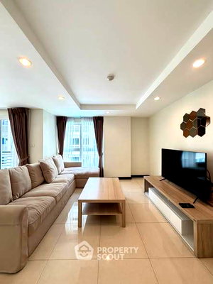 คอนโดให้เช่า : คอนโด 3-ห้องนอน ที่ อเวนิว 61 คอนโดมิเนียม ใกล้ BTS ทองหล่อ (ID 3161305)