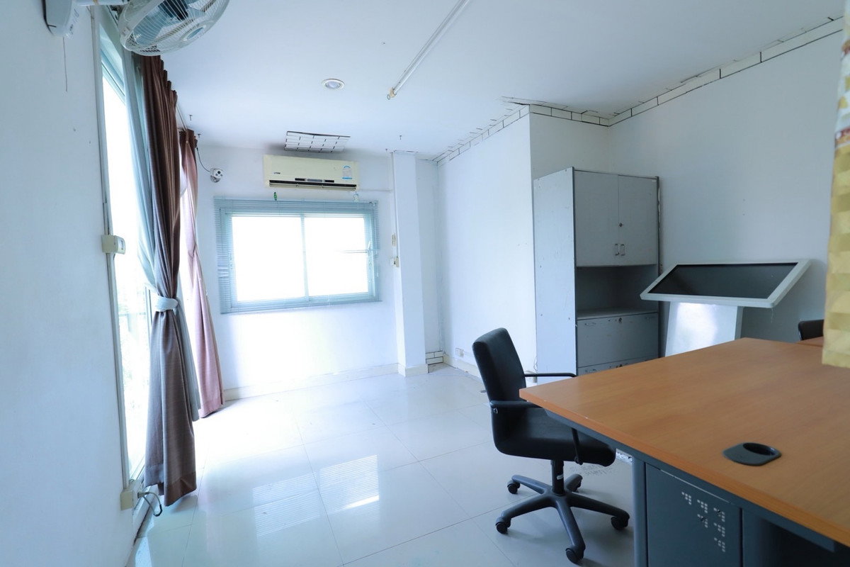 รูป 🏡 ขาย Home Office พร้อมโกดัง ทำเลทองดอนเมือง พร้อมใช้งาน ตอบโจทย์ทุกธุรกิจและการลงทุน ✨ - รูปที่ 10/26