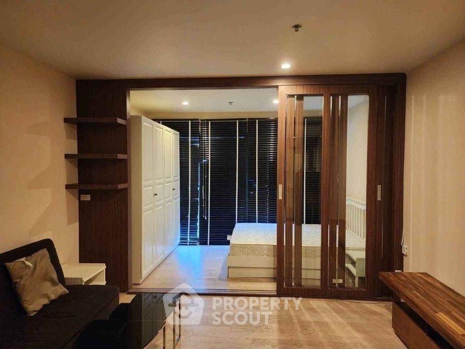 picture 1-BR Noble Solo High-Floor Condo in Thong Lo, Bangkok (ID 1891029) - 1/6