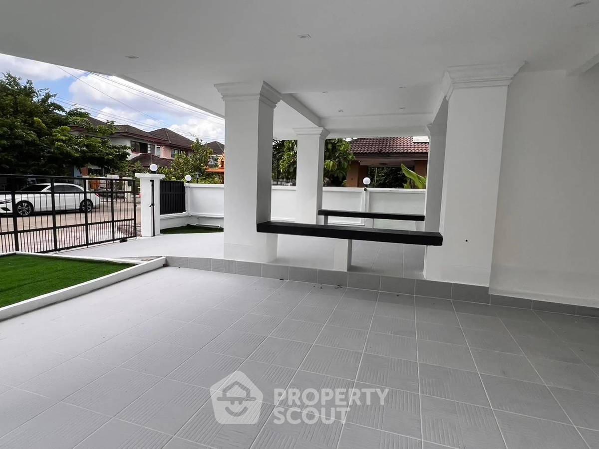 picture 3-BR 180 Sqm House For Sale At บ้านอักษรา, Thawi Watthana (ID 3158345) - 9/10