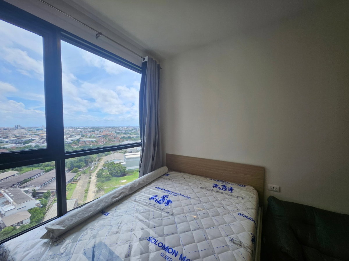 picture The Ultimate WFH Setup! High Floor Condo with Ergonomic Chair ðŧ - 6/19