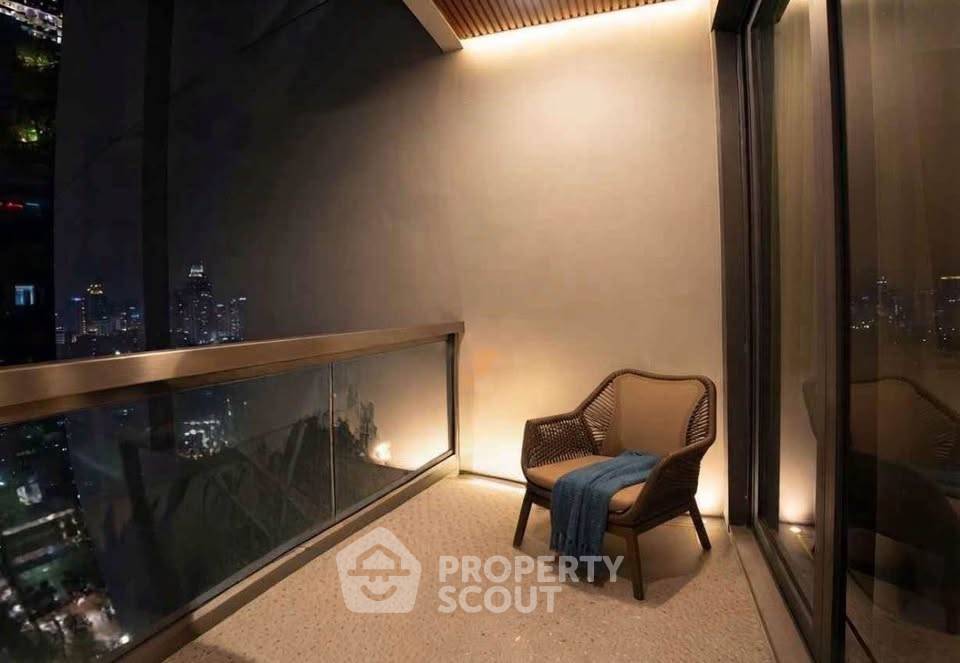 picture 200m From BTS Saint Louis: 25th-Floor 1-BR At The Address Sathorn (ID 3161037) - 6/9