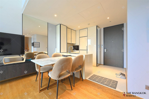 Beatniq Sukhumvit 32 near BTS Thong Lo Ultimate Luxury Condo in Business District