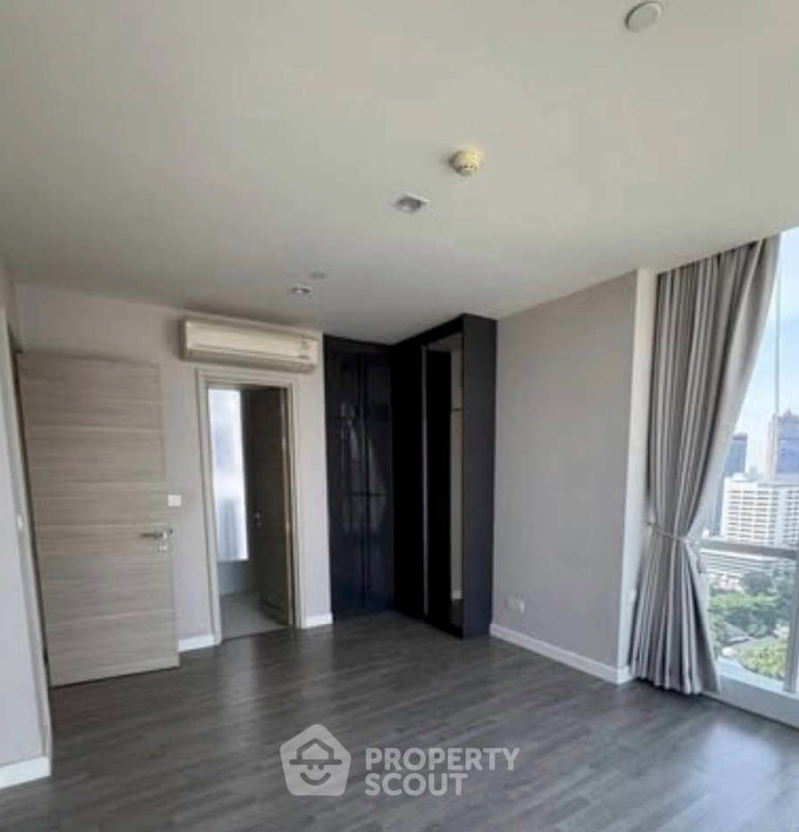 รูป คอนโด 2 ห้องนอน ชั้น 24 The Room Sathorn - St. Louis ใกล้ BTS สุรศักดิ์ (ID 3159029) - รูปที่ 3/8