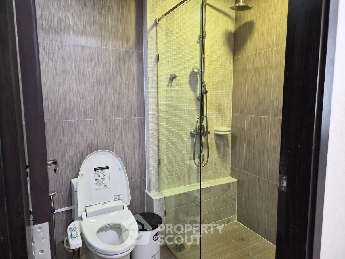 รูป คอนโด 2 ห้องนอน 110 ตร.ม. ที่ Villa Sikhara Condominium ย่านพร้อมพงษ์ (ID 3161519) - รูปที่ 12/13