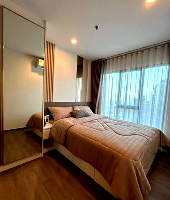 Condos for rent : Regent Home Wutthakat    Condo For Rent / Line : @mintocondo