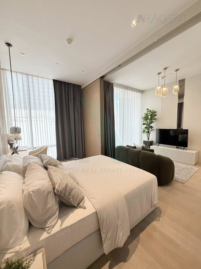 picture 📌 For Sell Condo ASHTON SILOM Building 1, Floor 12,1 bed room, Room size 50 sqm - 1/8
