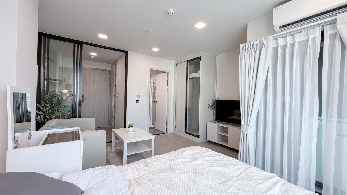 picture Atmoz Oasis On Nut (walking only 400 meters to MRT Srinuch) Beautiful, move-in ready unit.Line: Rangsima07 - 5/12