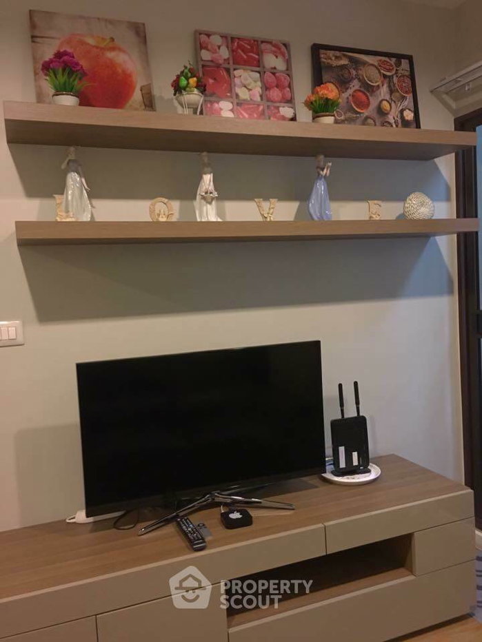 picture 1-BR Condolette Dwell Sukhumvit 26 Near BTS Phrom Phong (ID 511304) - 3/14