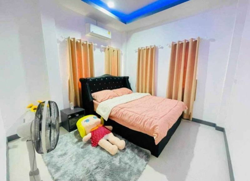 picture Modern detached house with beautiful design and a great location in Nong Bon Daeng, Ban Bueng, Chonburi. - 4/10