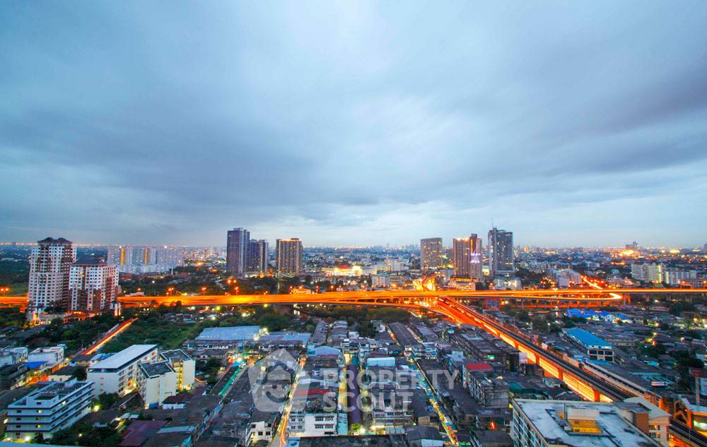 picture 3-BR Condo At The Bloom Sukhumvit 71 Near BTS Phra Khanong (ID 3161512) - 15/19