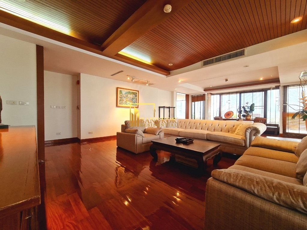 รูป Generously Sized 5 Bed Penthouse Apartment in Phrom Phong - BR0180AP - รูปที่ 3/37