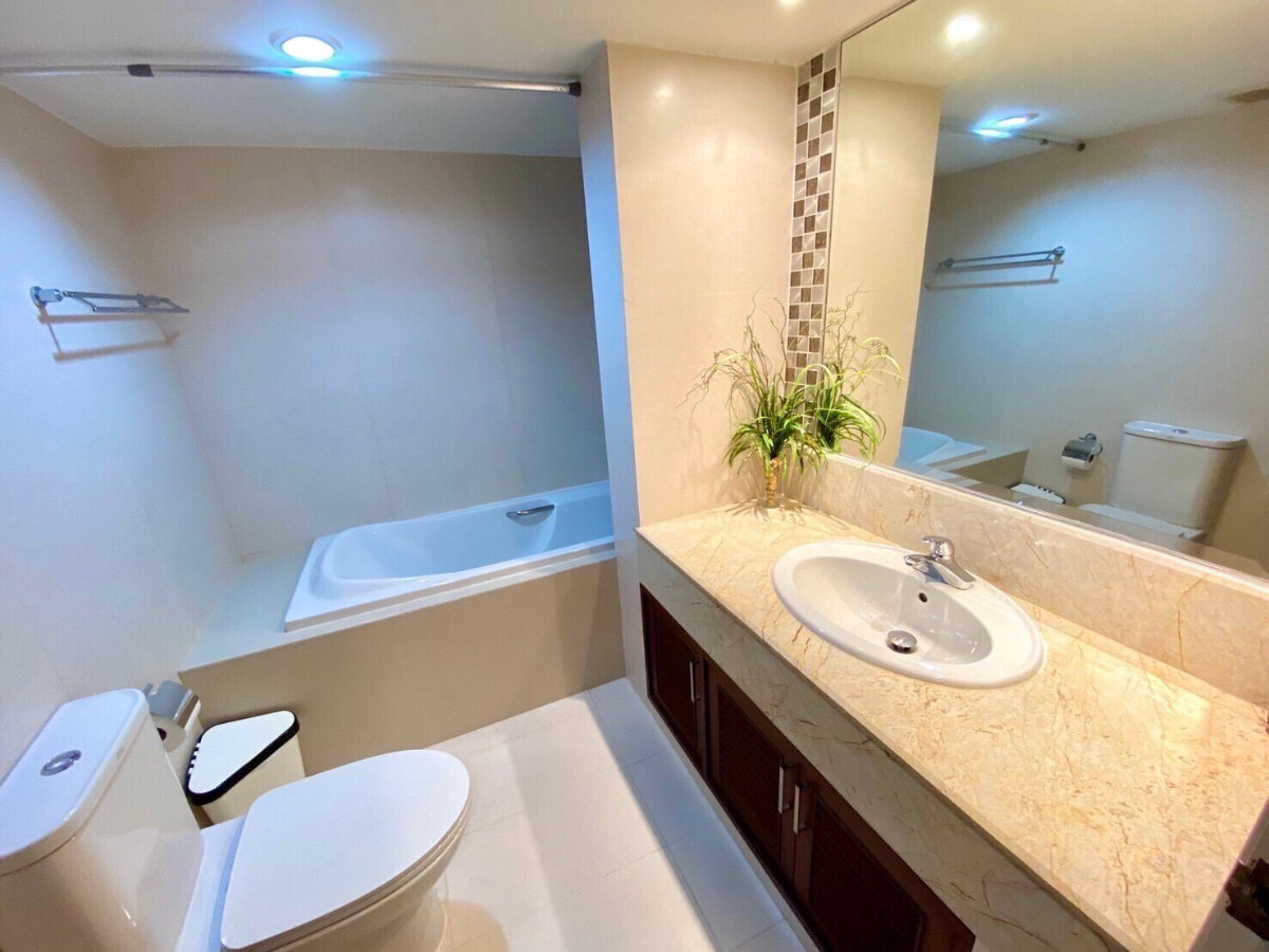 picture 🔥 BAAN SUANPETCH SUKHUMVIT 39 – SPACIOUS CLASSIC LUXURY RESIDENCE NEAR BTS PHROM PHONG AT 18.7 - 8/14