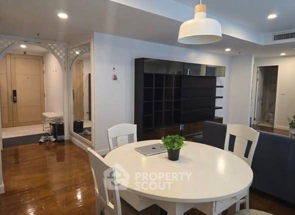 picture 2-BR Baan Siri 31 Condominium Near MRT Sukhumvit (ID 3159150) - 3/9