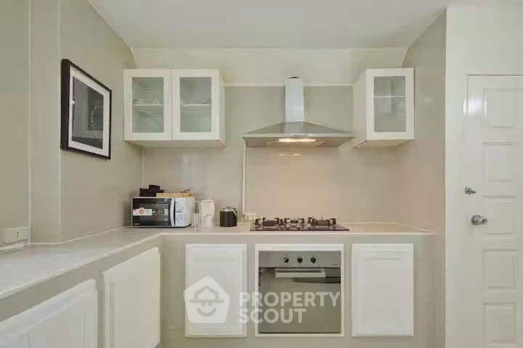 picture 400 Sqm 5-BR House In Phrom Phong Near MRT Sukhumvit (ID 3152558) - 5/11