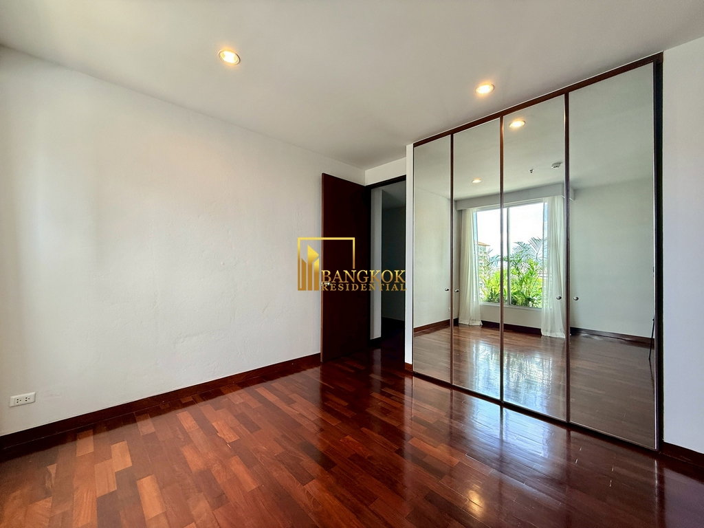 picture Impressive 4 Bedroom Luxury Apartment in Surasak Area - BR0527AP - 36/55