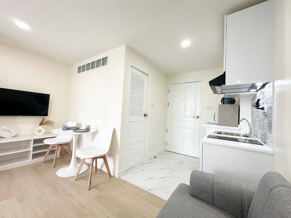 picture 103 Condo 5 Suan Dok, Beautiful Unit Exactly as Shown, Fully Furnished – No Additional Decoration Needed. - 4/22