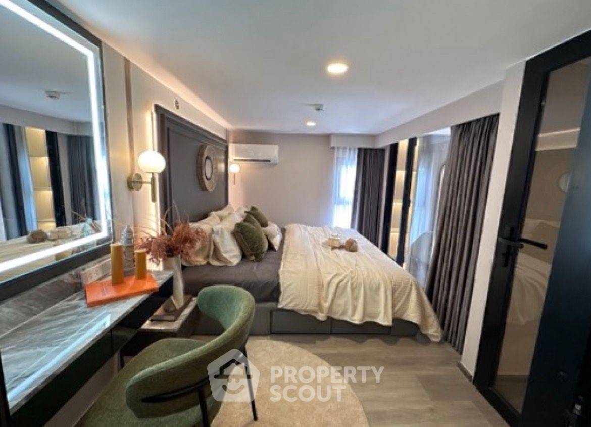 picture 15th-Floor 2-BR At SOHO Bangkok Ratchada Near MRT Huai Khwang (ID 3157664) - 5/10