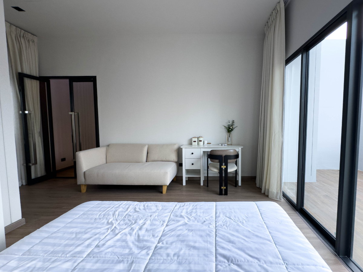 รูป 🏡 **ให้เช่าบ้านหรูใหม่แกะกล่อง! 89 Residence Ratchada – Rama 9** - รูปที่ 6/37