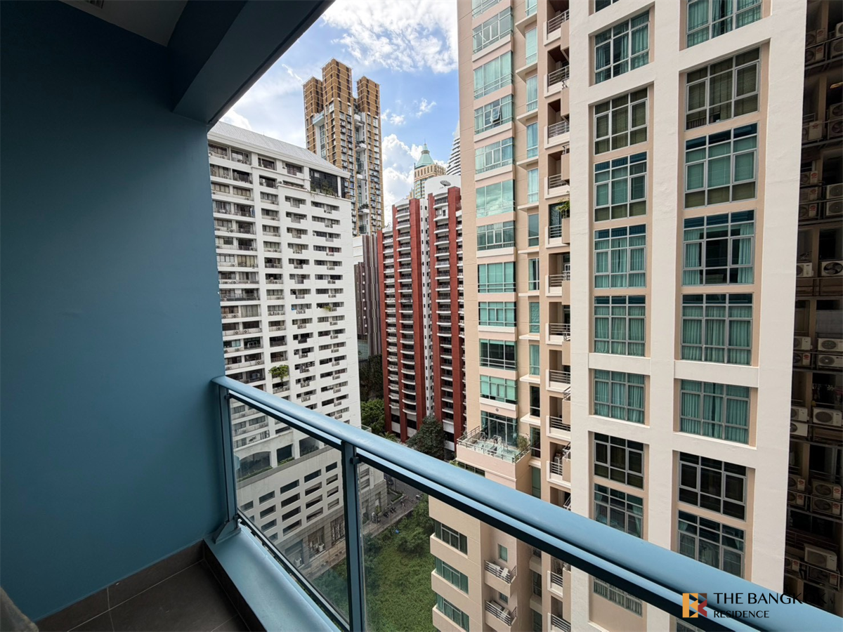 picture Q Langsuan near BTS Ratchadamri Luxury Unit, Ready for You Without the Wait - 1/10