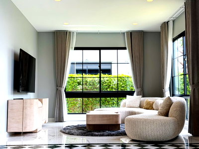 Houses for rent ถนนวิภาวดีรังสิต : For rent, luxury detached house, Setthasiri, Don Mueang (Sansiri), new 2-story house, Georgian style, ready to move in (H6942)