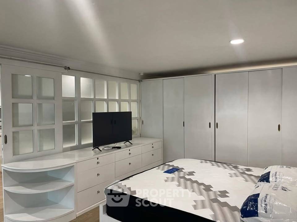 picture 2-BR Condo At Diamond Tower Pattaya In Phratamnak (ID 3160645) - 12/15