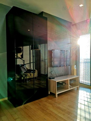 Condos for rent : 🚩 For Rent Condo NOBLE SOLO Building 1, Floor 10,1 bed room, Room size 35.00 sqm