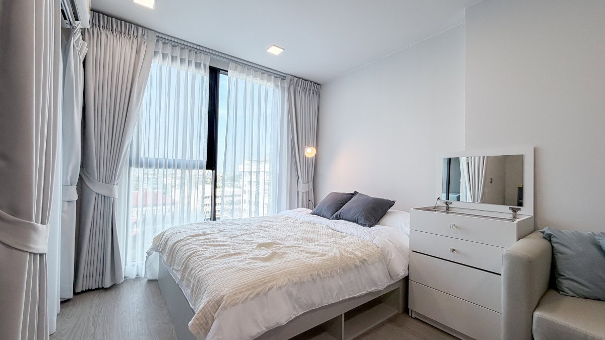 picture Atmoz Oasis On Nut (walking only 400 meters to MRT Srinuch) Beautiful, move-in ready unit.Line: Rangsima07 - 1/12