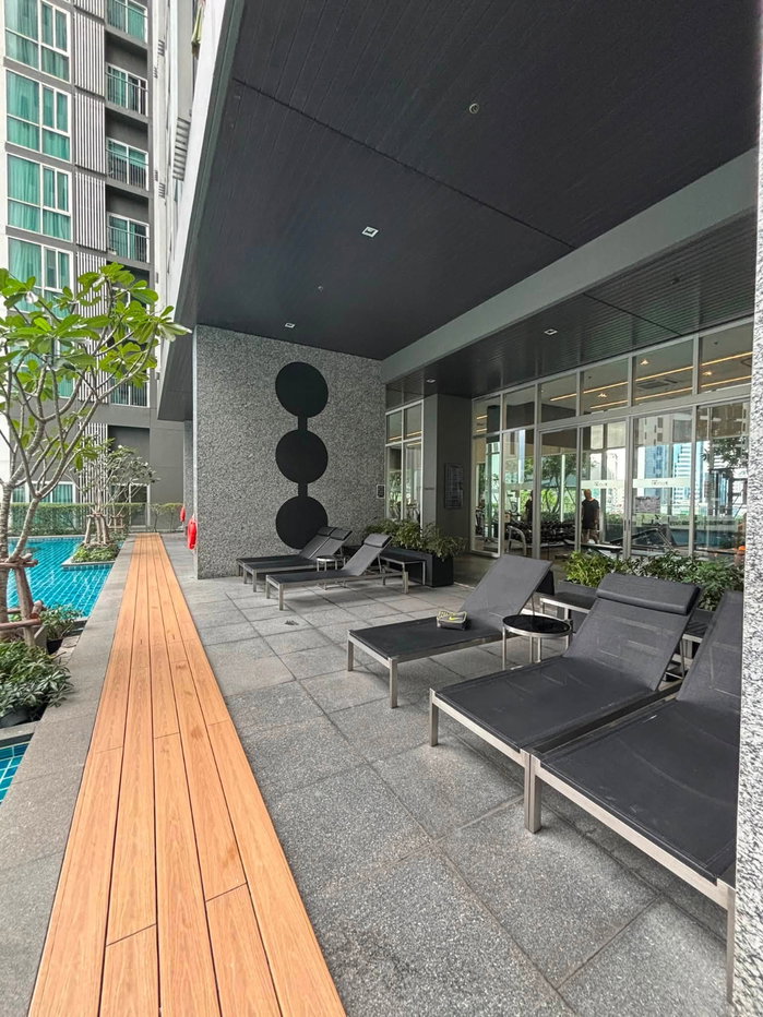 รูป RS7303 ให้เช่า Noble Revolve Ratchada 1 Penthouse ชั้นบนสุด เพดานสูง 4 เมตร เดินเพียง 5 นาทีถึง MRT ศูนย์วัฒนธรรม - รูปที่ 11/13