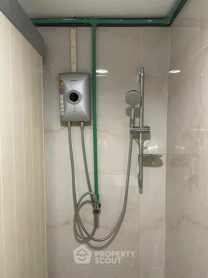 picture 2-BR Condo At Diamond Tower Pattaya In Phratamnak (ID 3160645) - 8/15