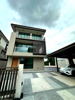 Houses for sale ม.นานาชาติแสตมฟอร์ด : P0831/[For sale only] 3-story luxury detached house AQ Arbor Suanluang Rama 9 – Phatthanakan (AQ Arbor Suanluang Rama 9