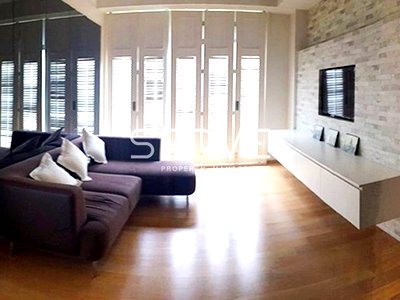 Condos for rent : 1 Bed with Bathtub Large Room High Fl. 15+ City View Fully furnished Condo Good Lacation Close To BTS Ari Station 50 m  @  Noble Reform