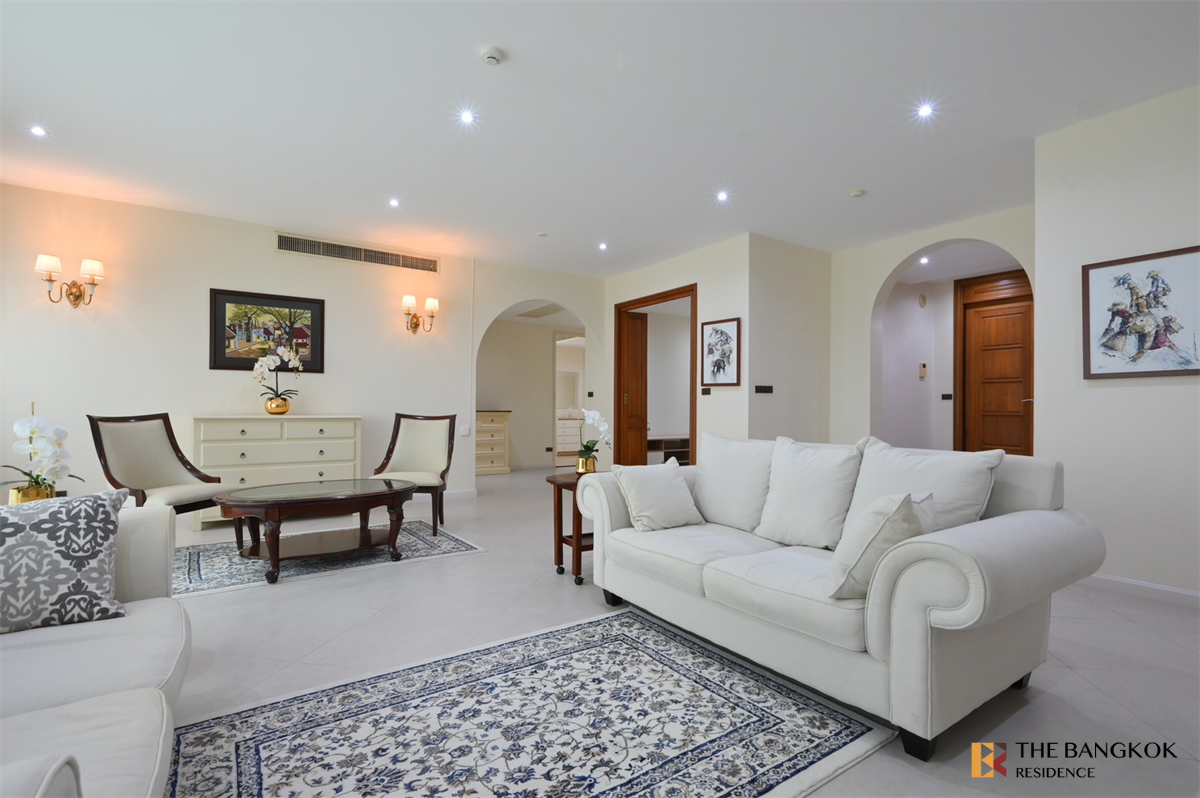picture Ultimate Luxury Condo in Business District Ideal 24 - 3/10