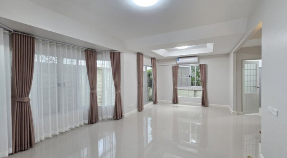 รูป ✨ ให้เช่า บ้านเดี่ยว 2 ชั้น + หลังมุม + renovate โครงการ ชัยพฤกษ์ บางนา 2 ขนาด 75 ตรว 3 นอน 2 น้ำ 17800 บาท - รูปที่ 2/15