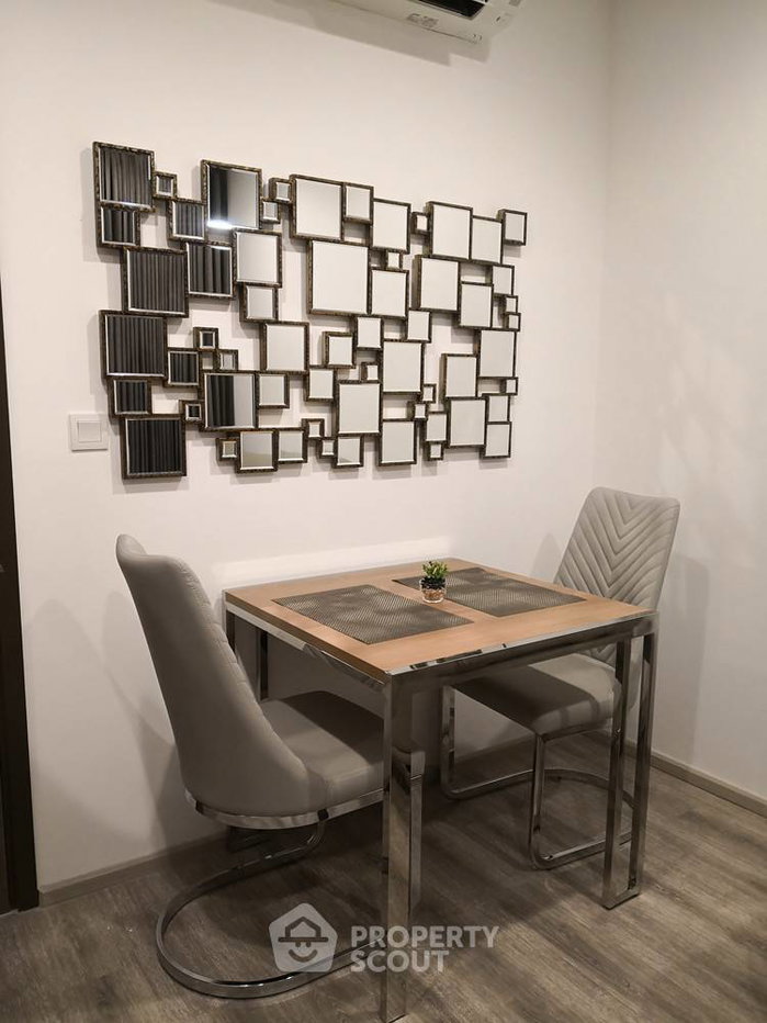picture 37th-Floor 1-BR At Ideo Mobi Asoke Near MRT Phetchaburi (ID 329034) - 2/9