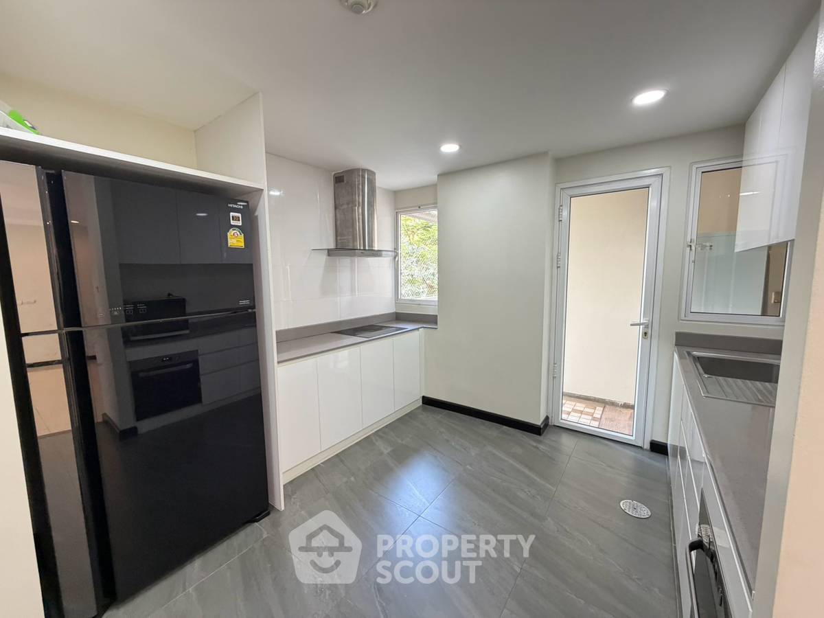 รูป คอนโด 3 ห้องนอน ขนาด 192 ตร.ม. Avenue 61 Condominium ใกล้ BTS ทองหล่อ (ID 3161305) - รูปที่ 22/22