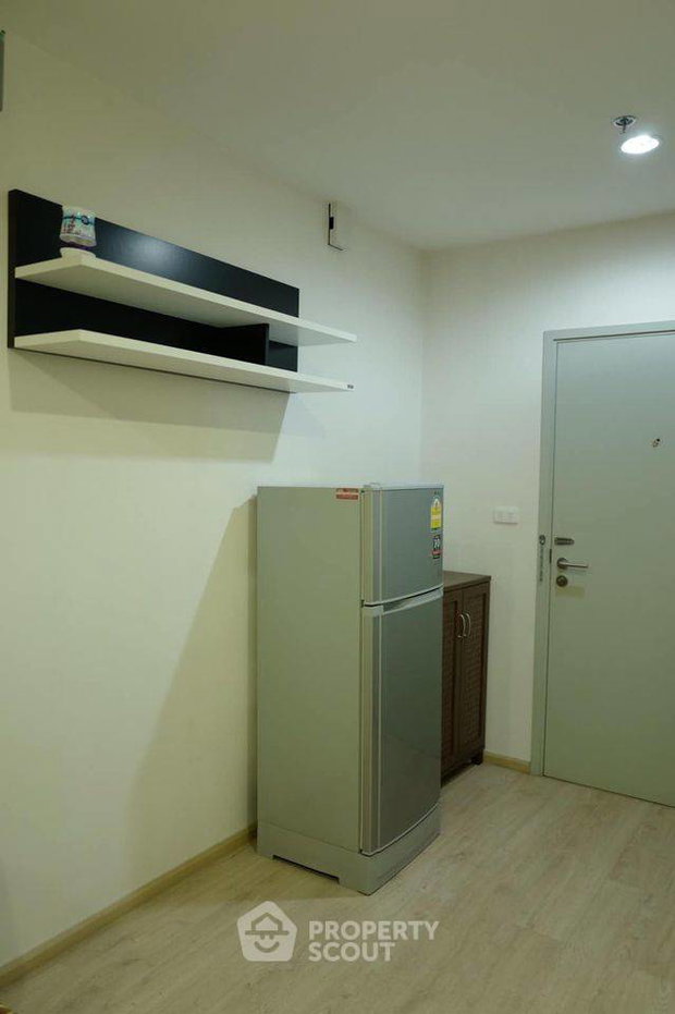 รูป คอนโดหนึ่งห้องนอน Ideo Sathorn-Thrapra ใกล้ BTS โพธิ์นิมิตร (ID 381407) - รูปที่ 3/10
