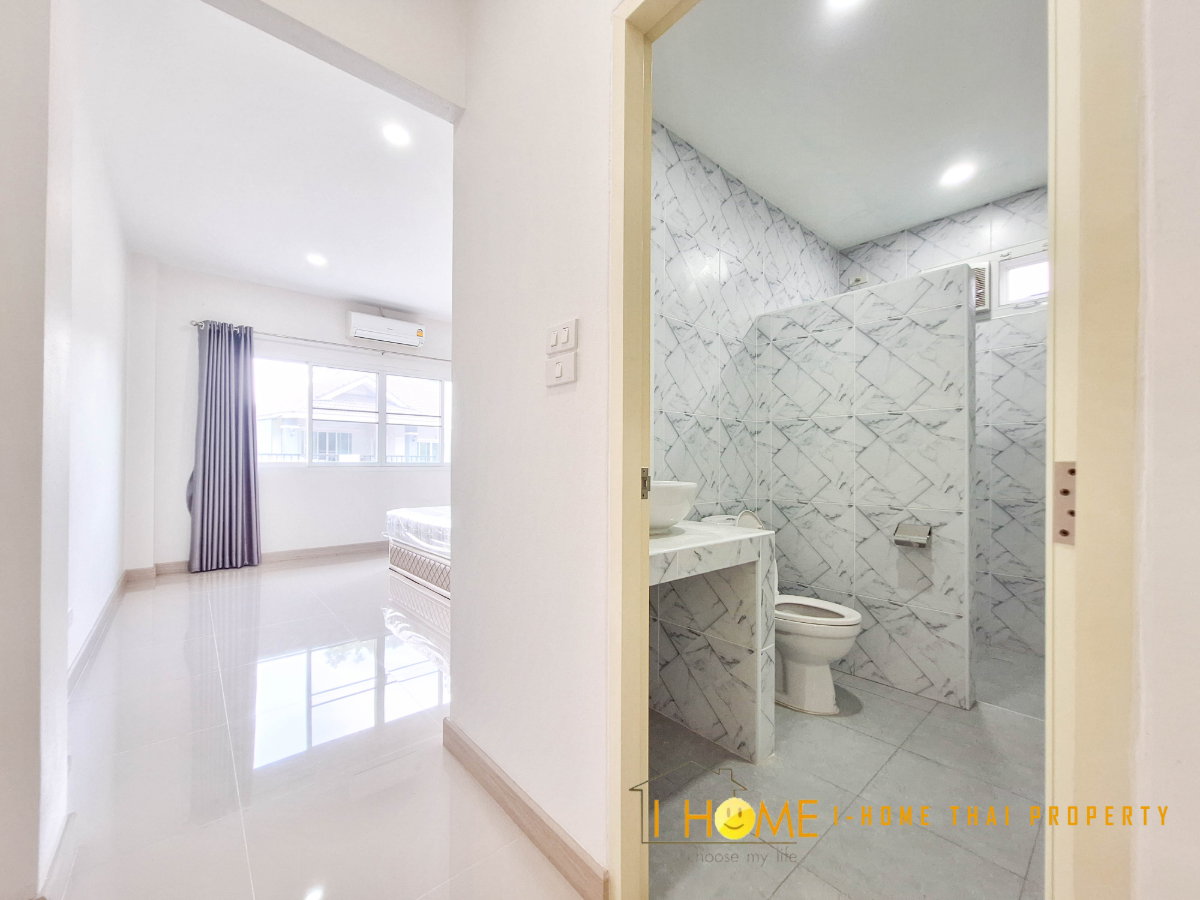 รูป 🏡✨ ให้เช่าบ้านเดี่ยว 2 ชั้น พื้นที่กว้าง เลี้ยงสัตว์ตัวเล็กได้ ใกล้กาดฝรั่งและโรงเรียนนานาชาติ ✨🏡 AHD-H1089 - รูปที่ 9/33