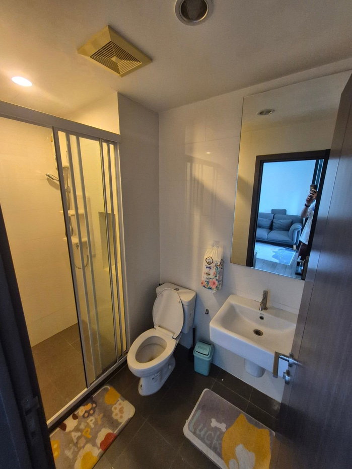 picture  The Base Park West for rent 1 bed - 6/8