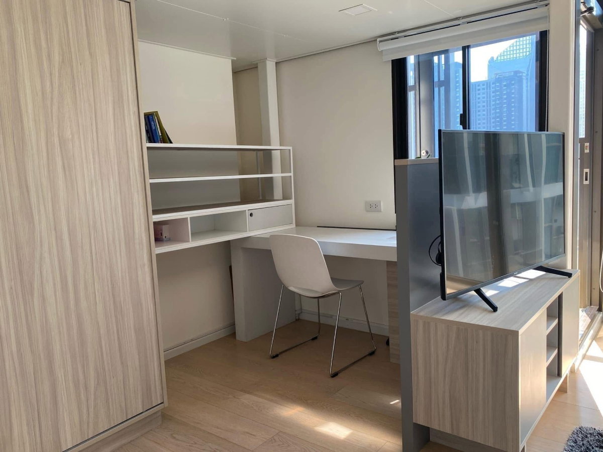 รูป PFD-08908 ให้เช่าคอนโด ชีวาทัย เรสซิเดนซ์ อโศก (Chewathai Residence Asoke)ห้อง Duplex แต่งครบพร้อมอยู่ ใกล้ MRT เพชรบุรี & MRT พระราม 9 🏙️✨ - รูปที่ 3/11